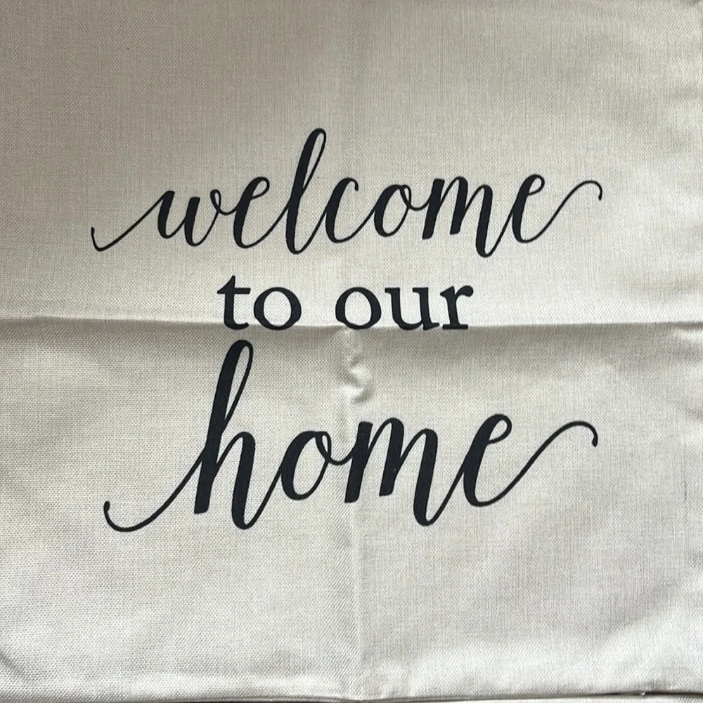 NWT Set of 4 cottage core linen canvas 18in square pillow covers